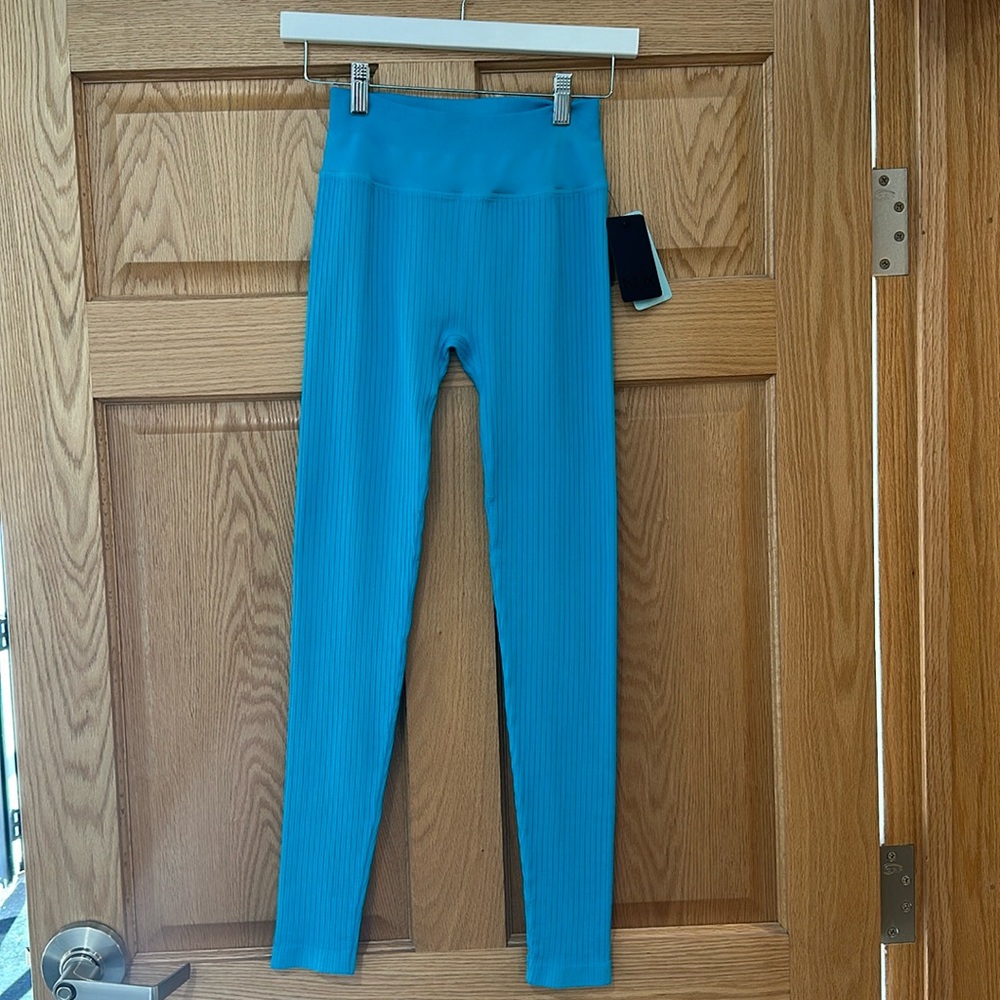 NUX light compression legging, NWT, blue, size S/M